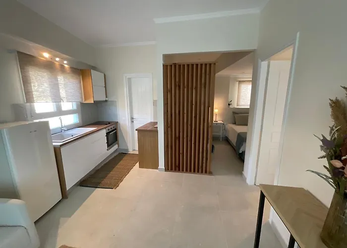 Nereides Apartament *