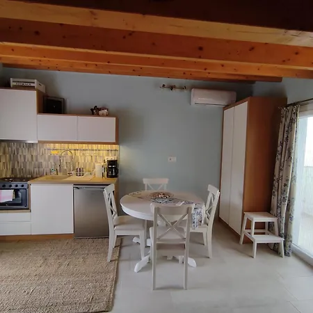 Apartment Nereides *